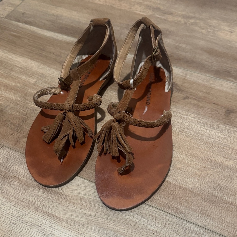 Lucky Brand Tan Leather Sandals with Tassels